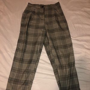 PLAID TAPERED CROPPED PANT